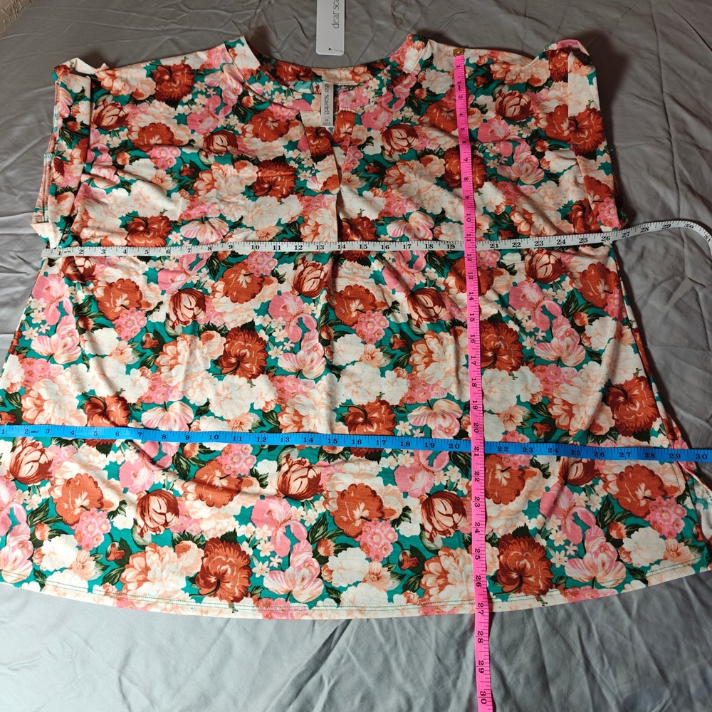 Dear Scarlett Lizzie Wrinkle free Multi Floral Split Neck Cap Sleeve Blouse 3XL - Picture 4 of 9